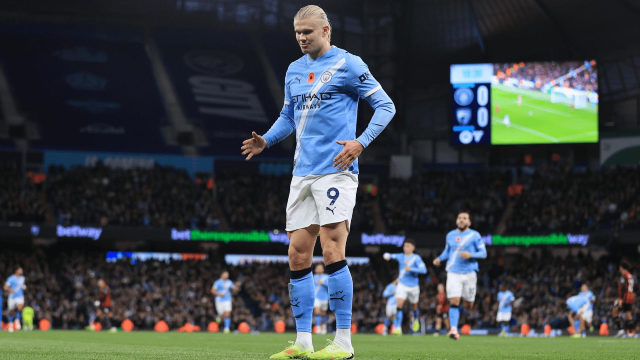 02/11/2025 v Bournemouth