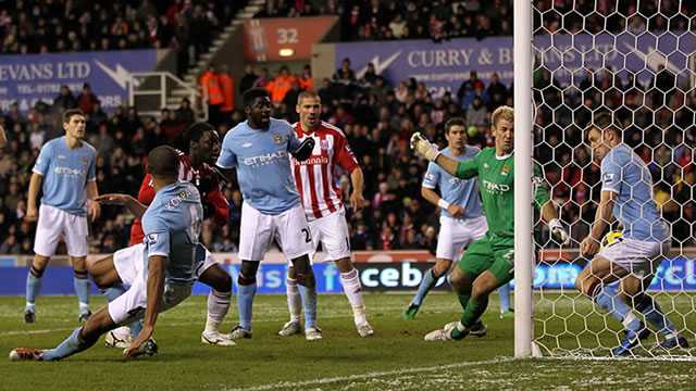 27/11/2010 v Stoke City